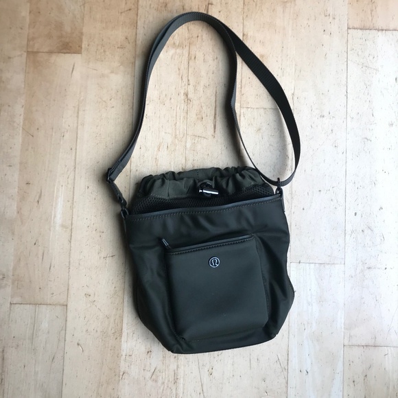 lululemon athletica Bags Lululemon Bucket Army Green Purse Poshmark